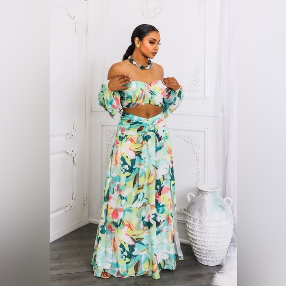 Floral Maxi Skirt Set - Picture 2 of 11